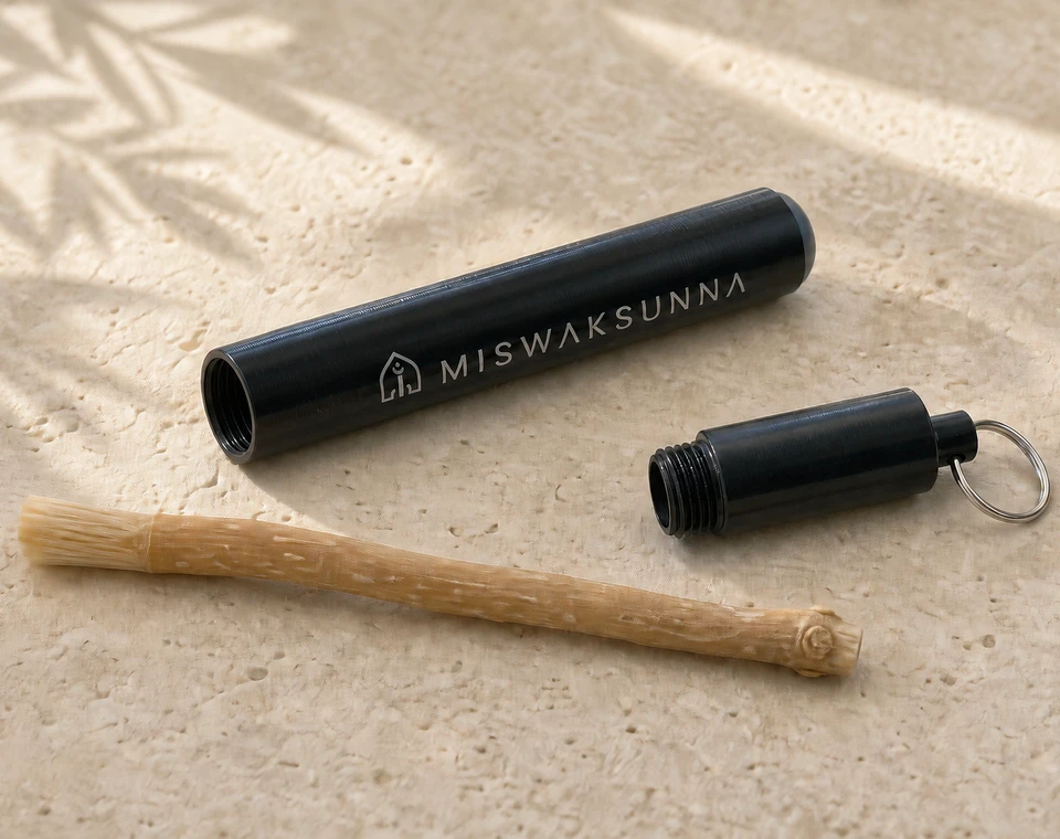 Porte-miswak MiswakSunna ouvert avec miswak naturel